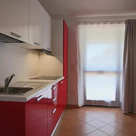 Smeraldina 3 Apartment *